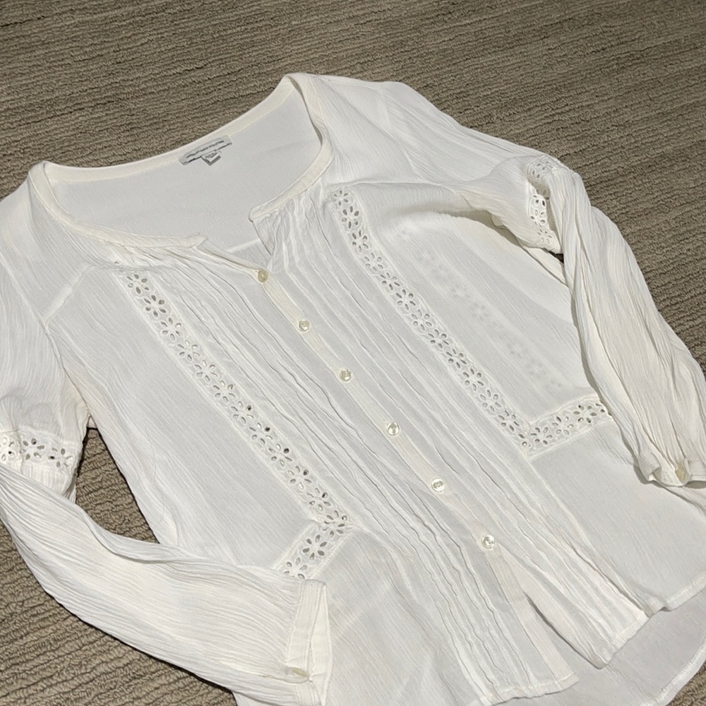 White American Eagle Blouse